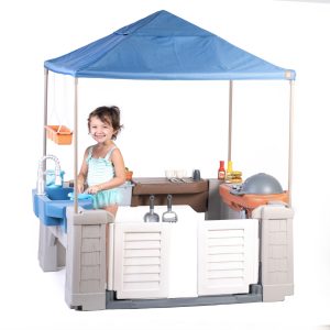 Grill & Splash Play Center with Canopy™
