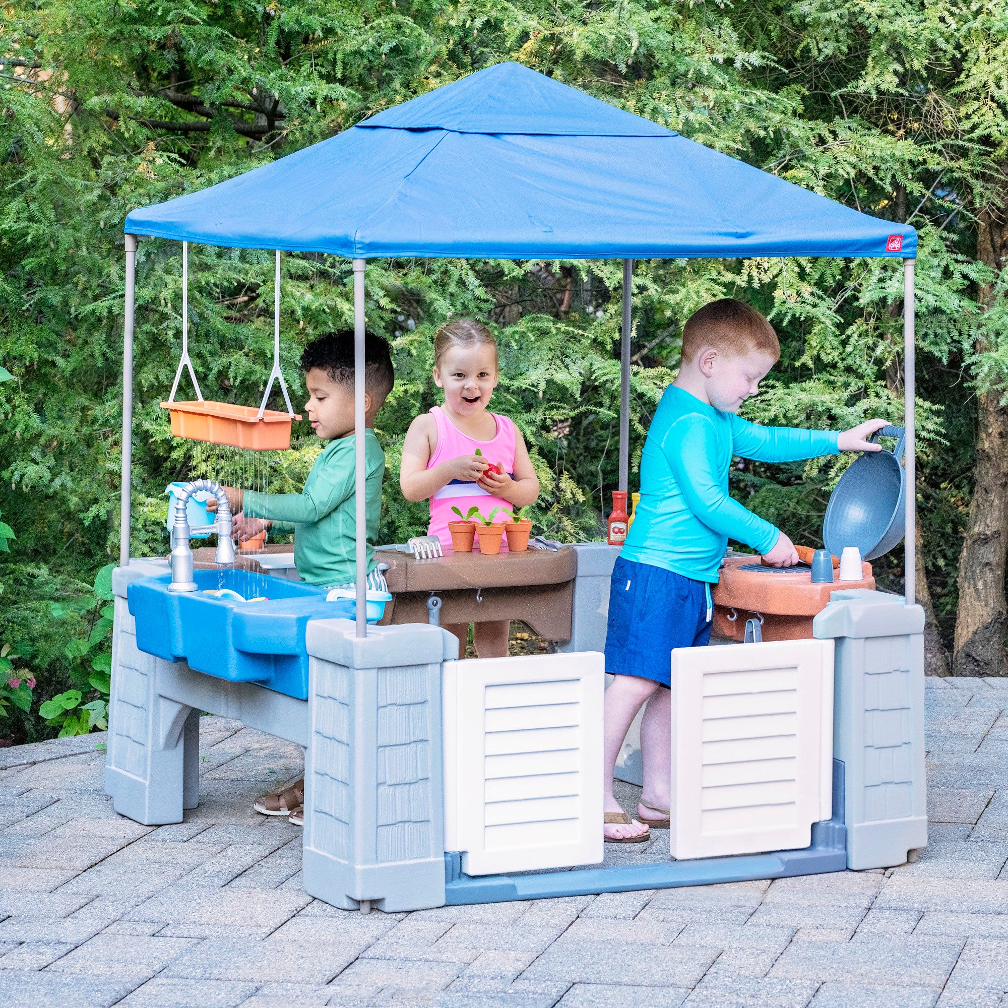 Grill & Splash Play Center with Canopy™ - Image 2