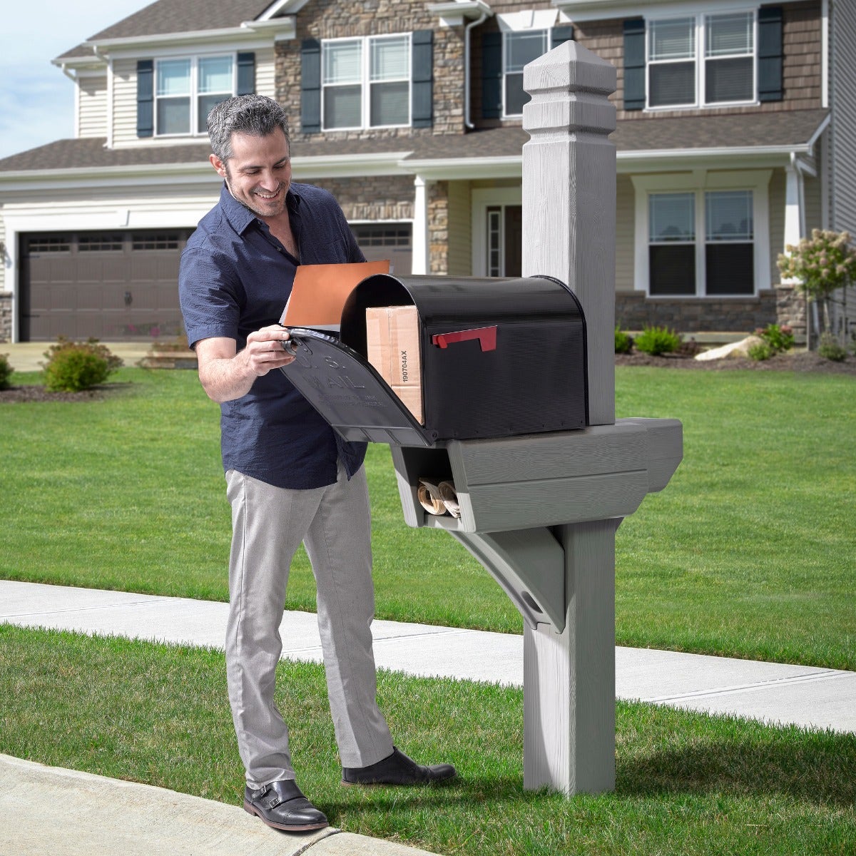 Highland Mail Post™ Weathered Cedar - Image 2